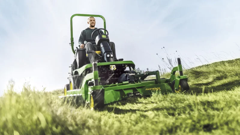 John Deere 1570 Terrain Cut Rotary Mower - Image 3