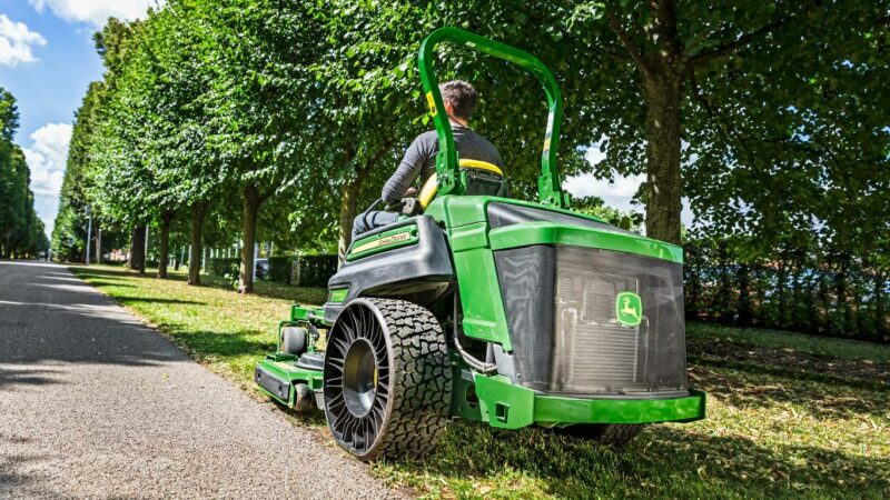 John Deere Z997R Diesel ZTrak - Image 5
