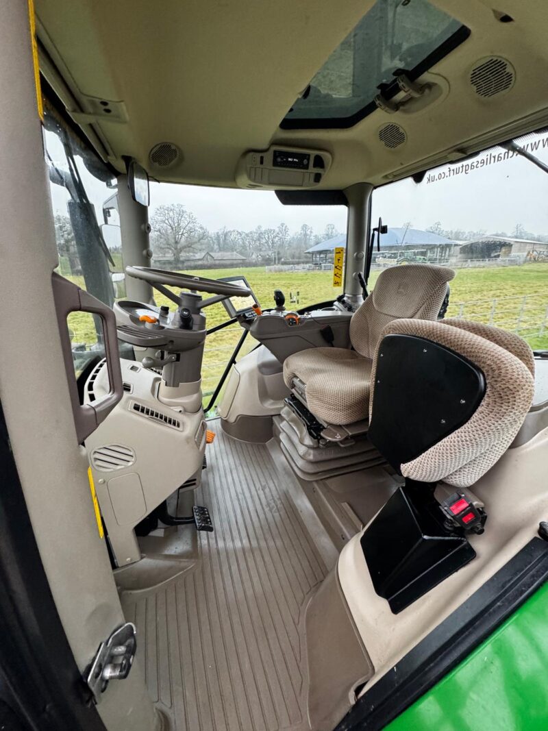 John Deere 6130R - Image 5