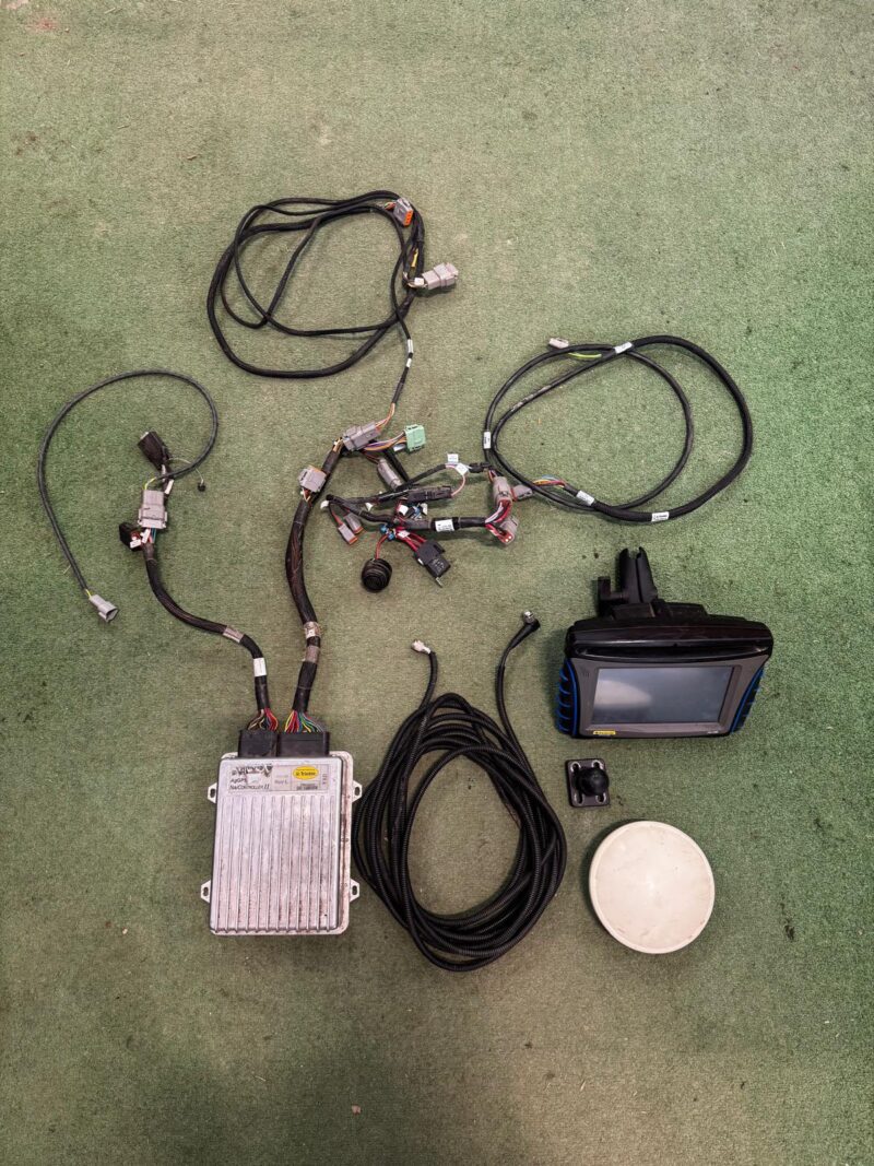 Used Trimble / New Holland GPS System - Image 6