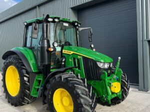 John Deere 6M 125