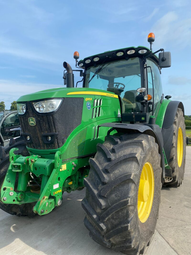 John Deere 6195R
