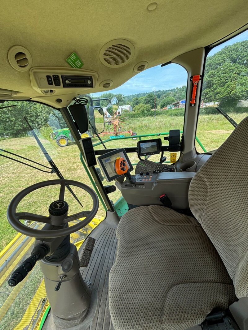 John Deere 8500i - Image 10