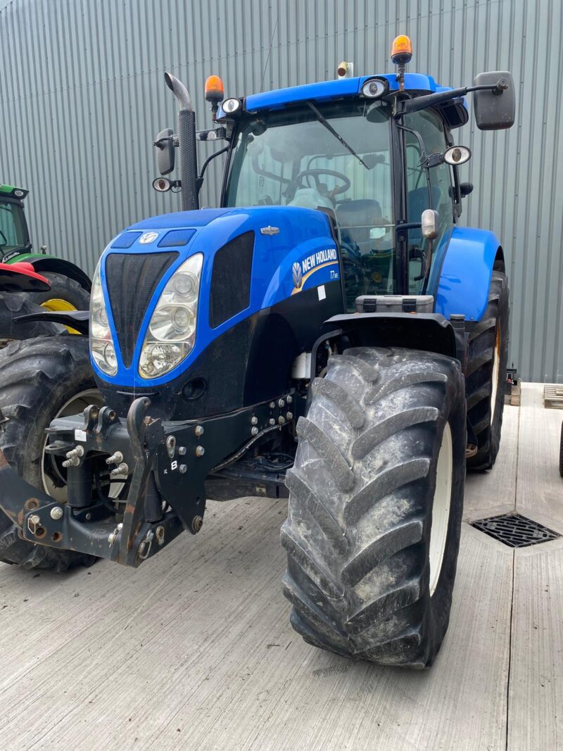 New Holland T7 185