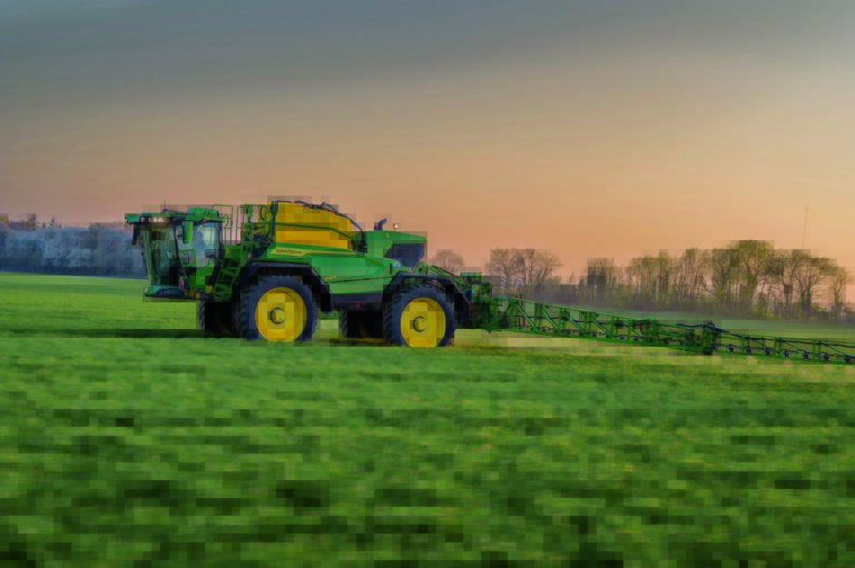 Introducing the New 500R Self-Propelled Sprayer from John Deere
