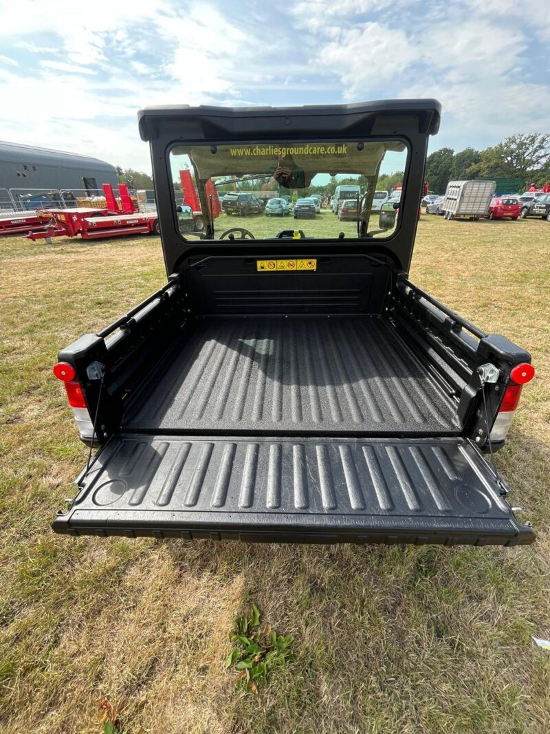 John Deere Gator XUV 865M - Image 13