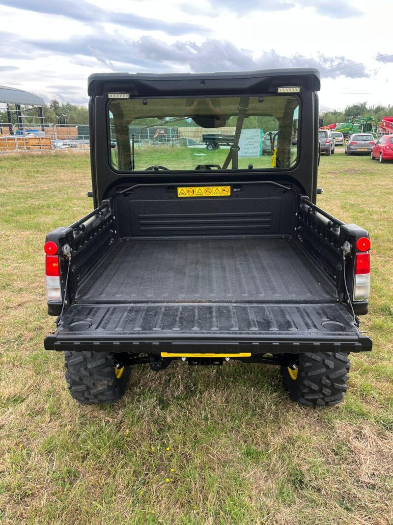 John Deere Gators XUV 865M - Image 9