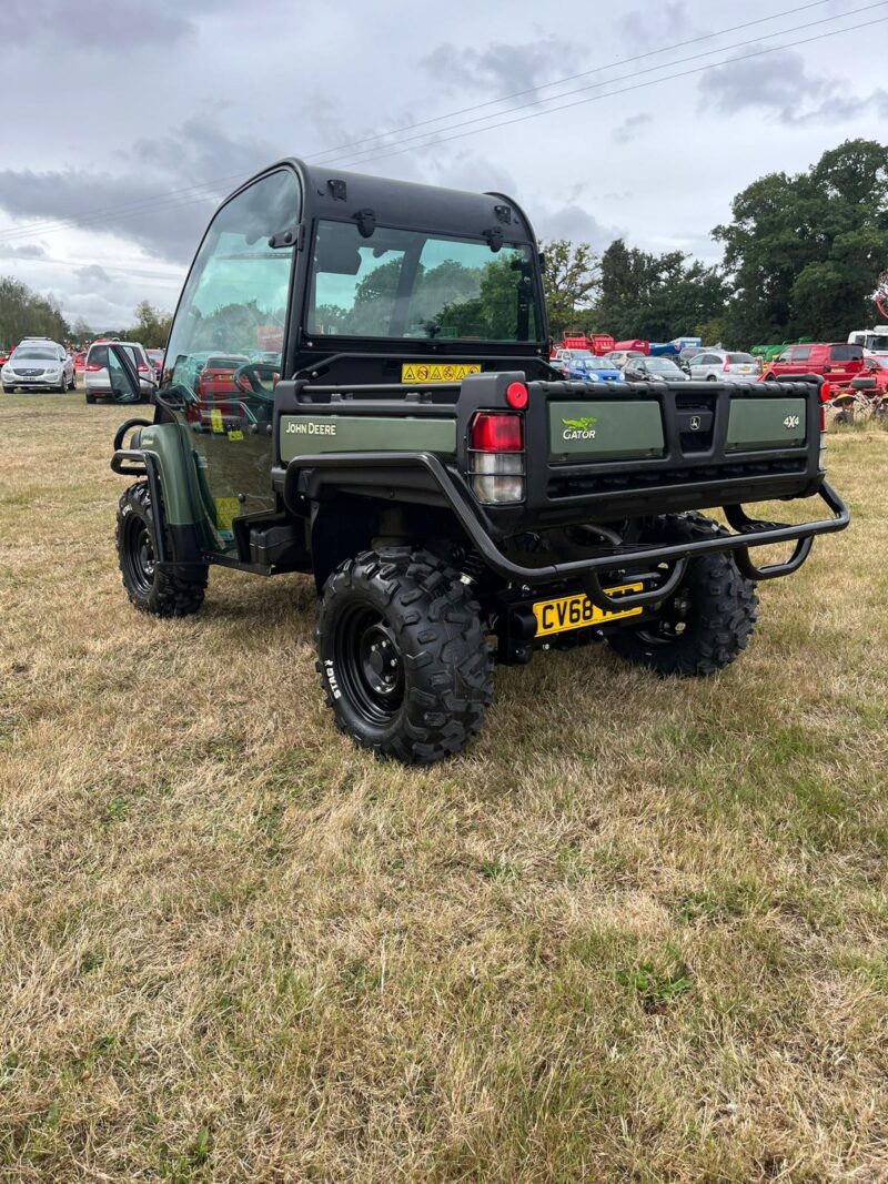 John Deere Gators XUV 855M - Image 11
