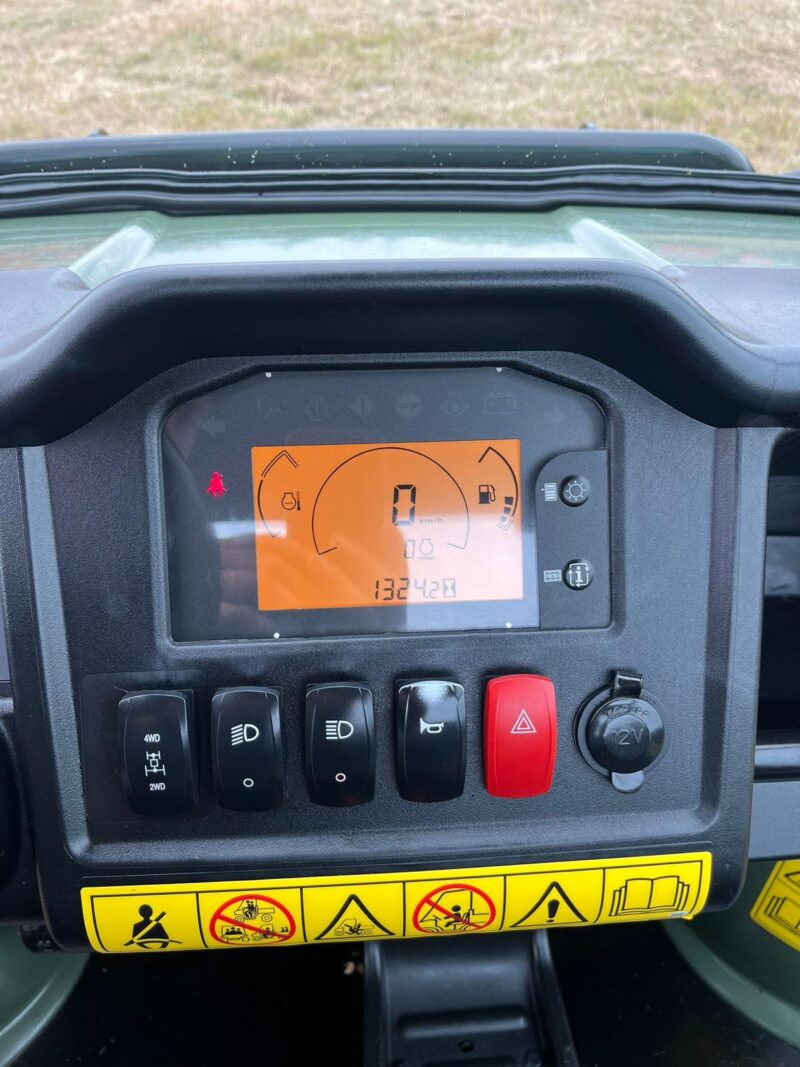John Deere Gators XUV 855M - Image 19