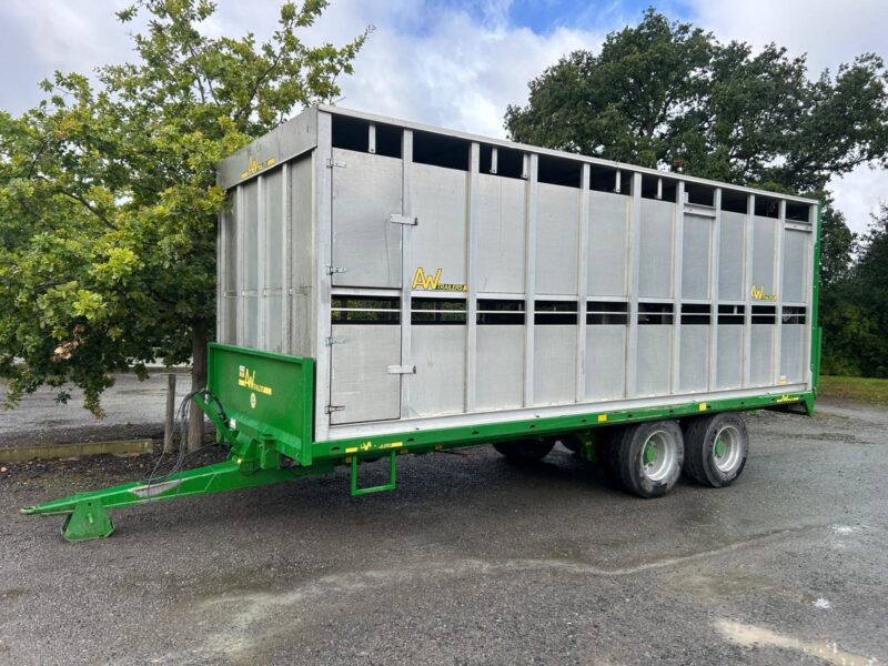 22 FT AW Livestock Box - Image 2