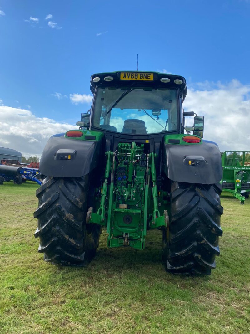 John Deere 6175R - Image 7