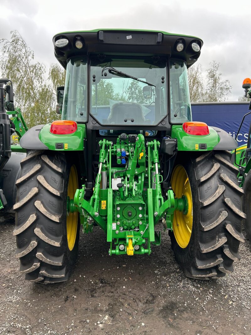 John Deere 5105M - Image 3