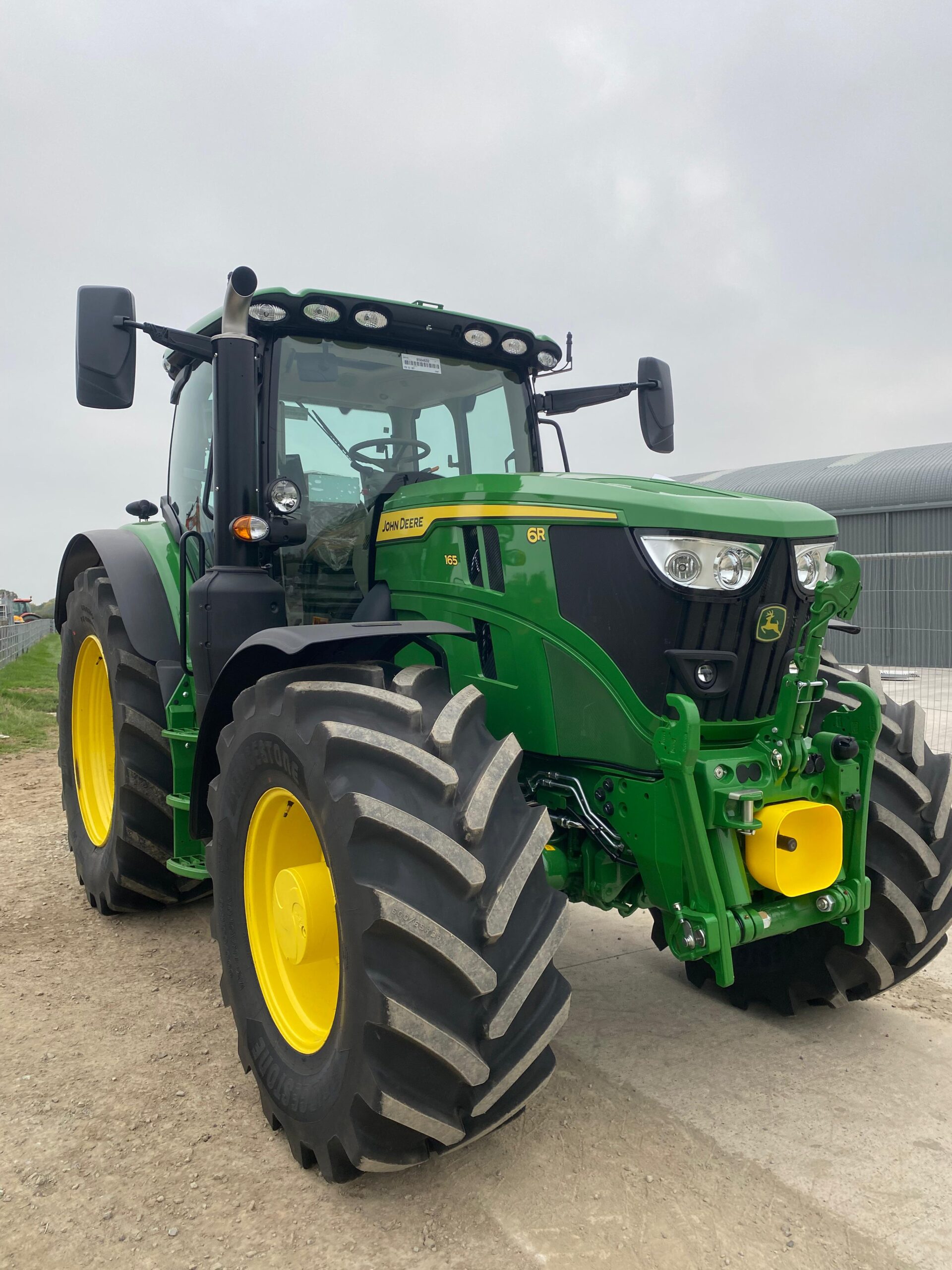 John Deere 6R 165