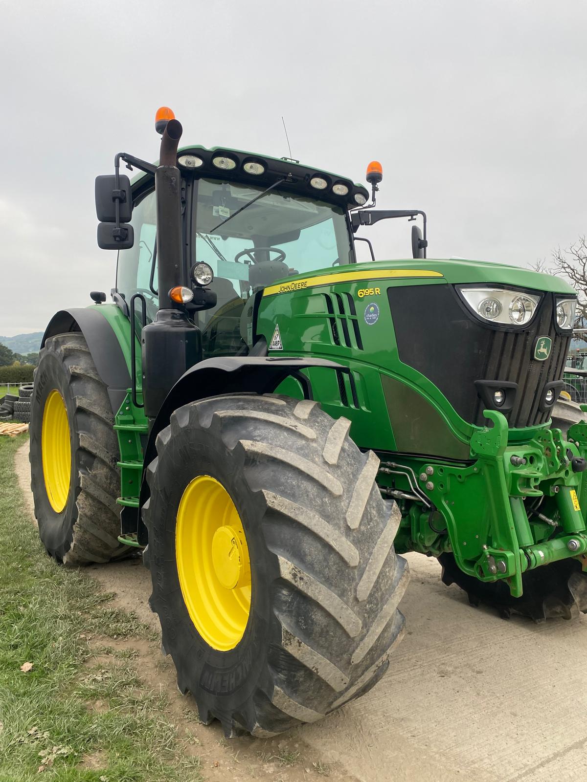 John Deere 6195R - Image 4