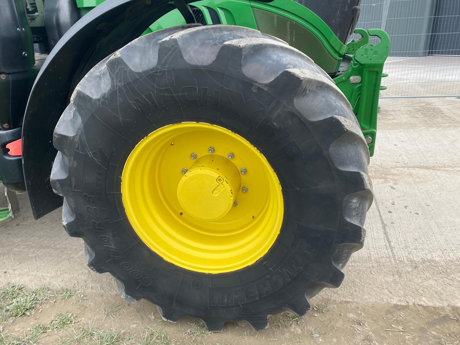 John Deere 6195R - Image 5