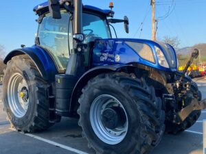 New Holland T7.300