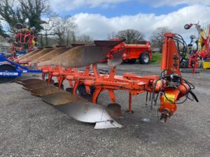 Kuhn Plough 4+1