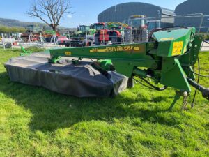 John Deere 331 Mower